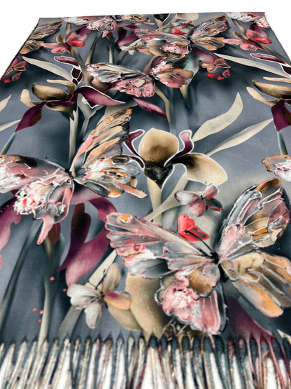 Šalikas Drugelių sapnas pilkas